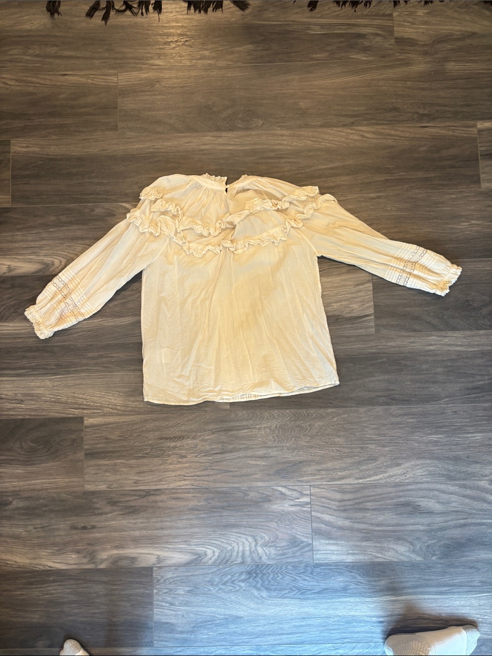 Current/Elliott Cream Ruffle Pintuck Blouse - Picture 3 of 4
